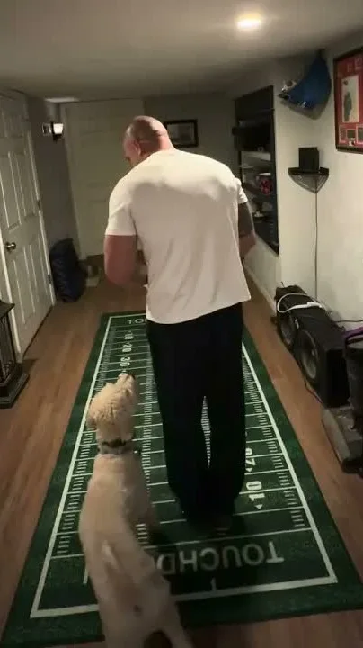 Aaron installing a heel pattern with Wrigley